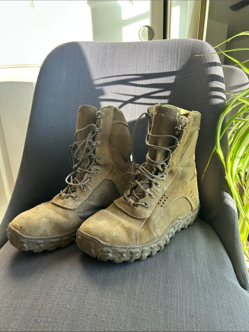 Rocky S2V Men's Tactical Boots size 10 - need laces